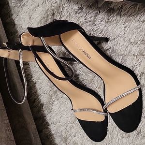 Heels black